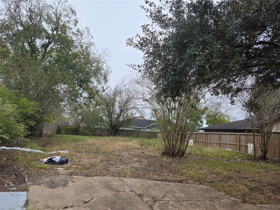 Property photo for 7111 Towerview Lane, Houston, TX