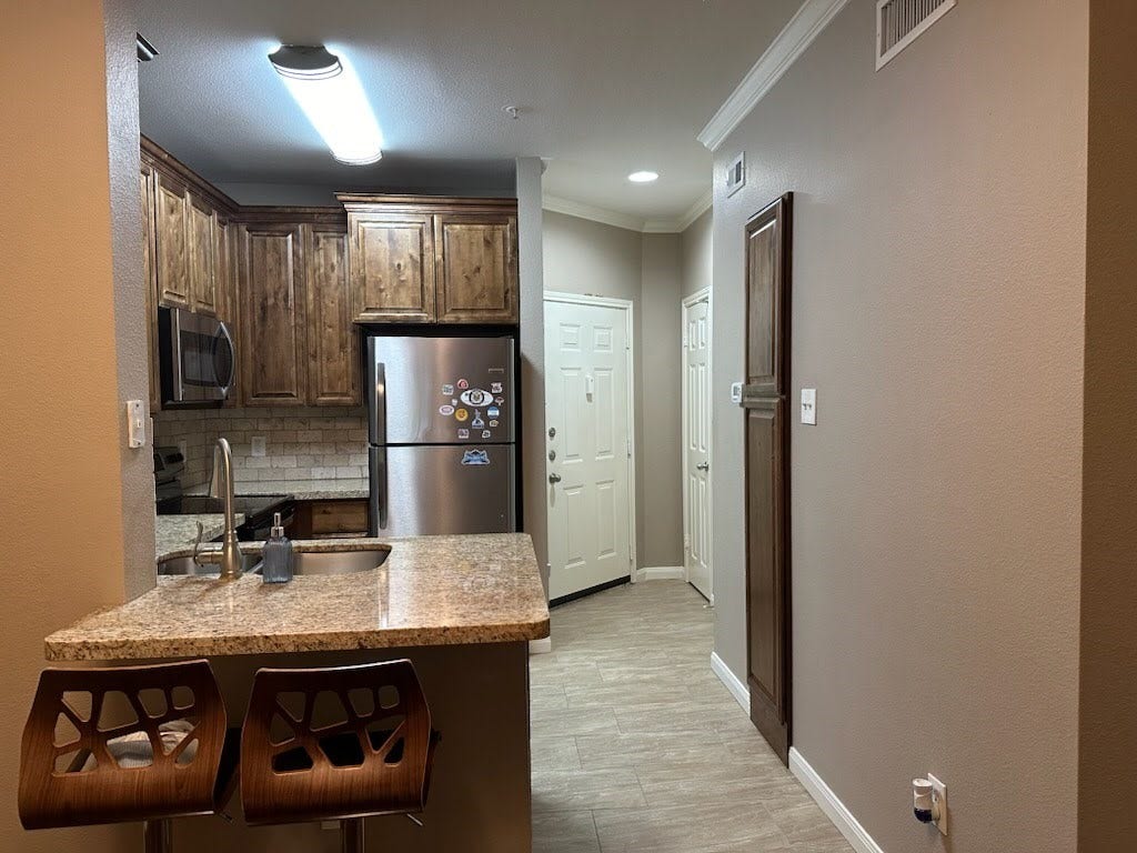 3231 Allen Parkway, #1206, Houston, TX 77019 3231 Allen Parkway, #1206, Houston, TX 77019