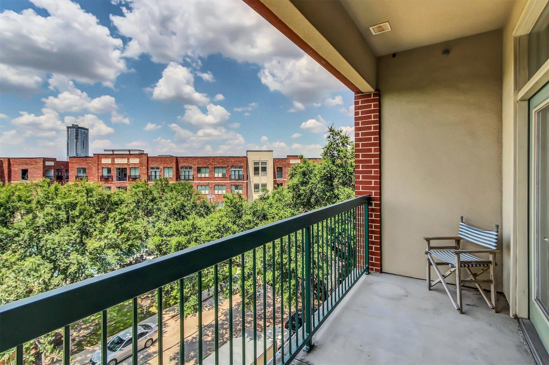 300 St Joseph Parkway, #318, Houston, TX 77002