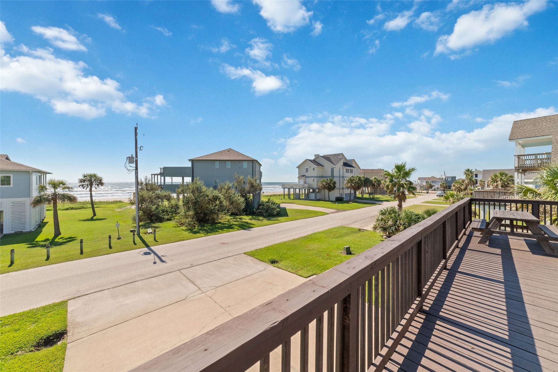 18506 E De Vaca, Galveston, TX 77554 18506 E De Vaca, Galveston, TX 77554