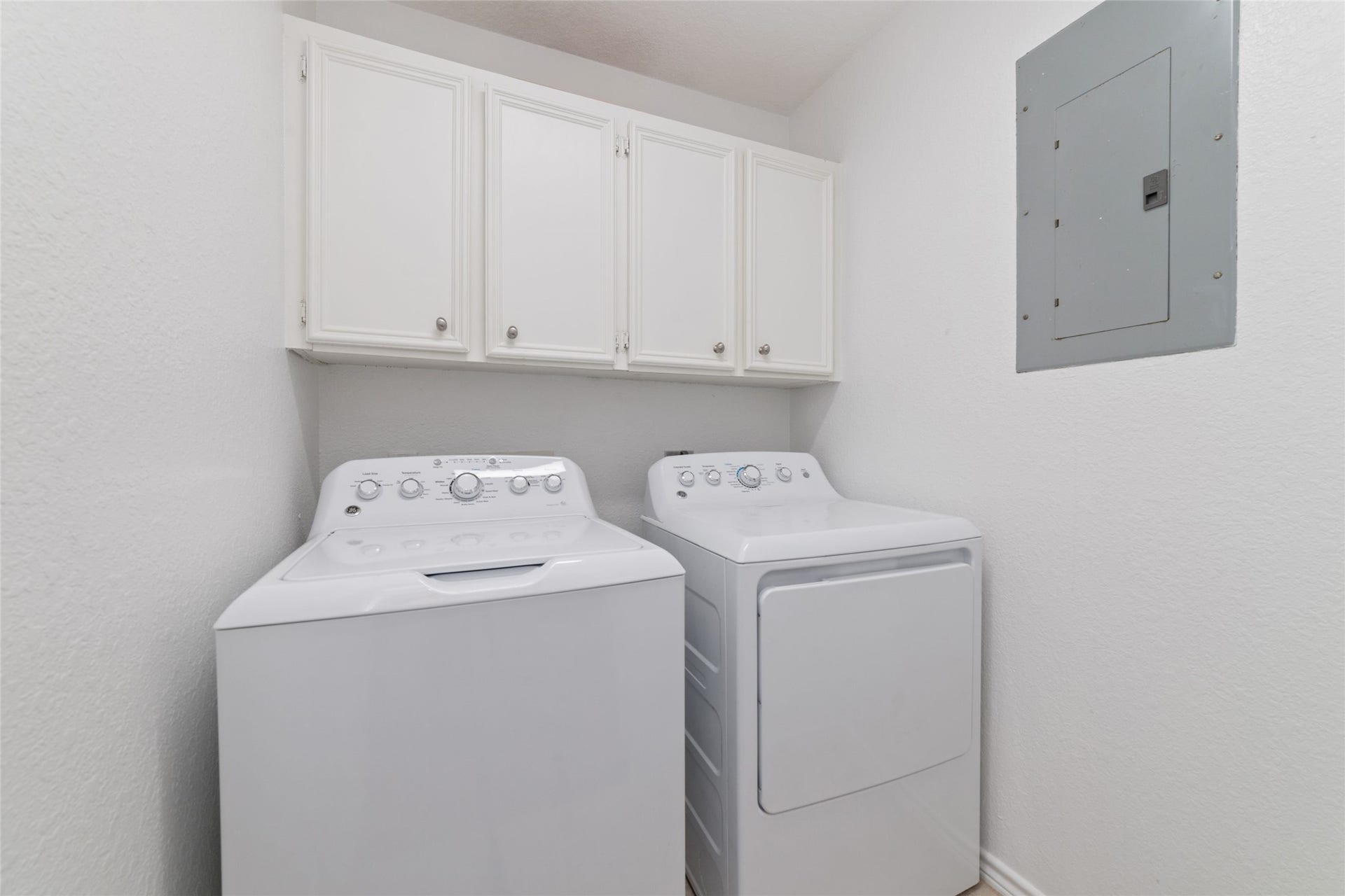 18506 E De Vaca, Galveston, TX 77554 18506 E De Vaca, Galveston, TX 77554