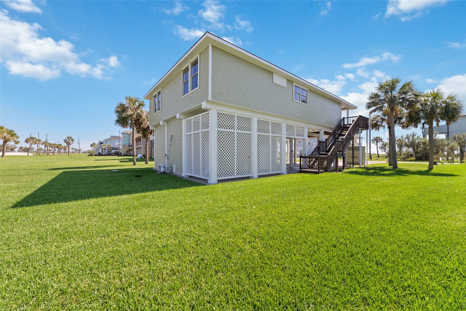 18506 E De Vaca, Galveston, TX 77554 18506 E De Vaca, Galveston, TX 77554