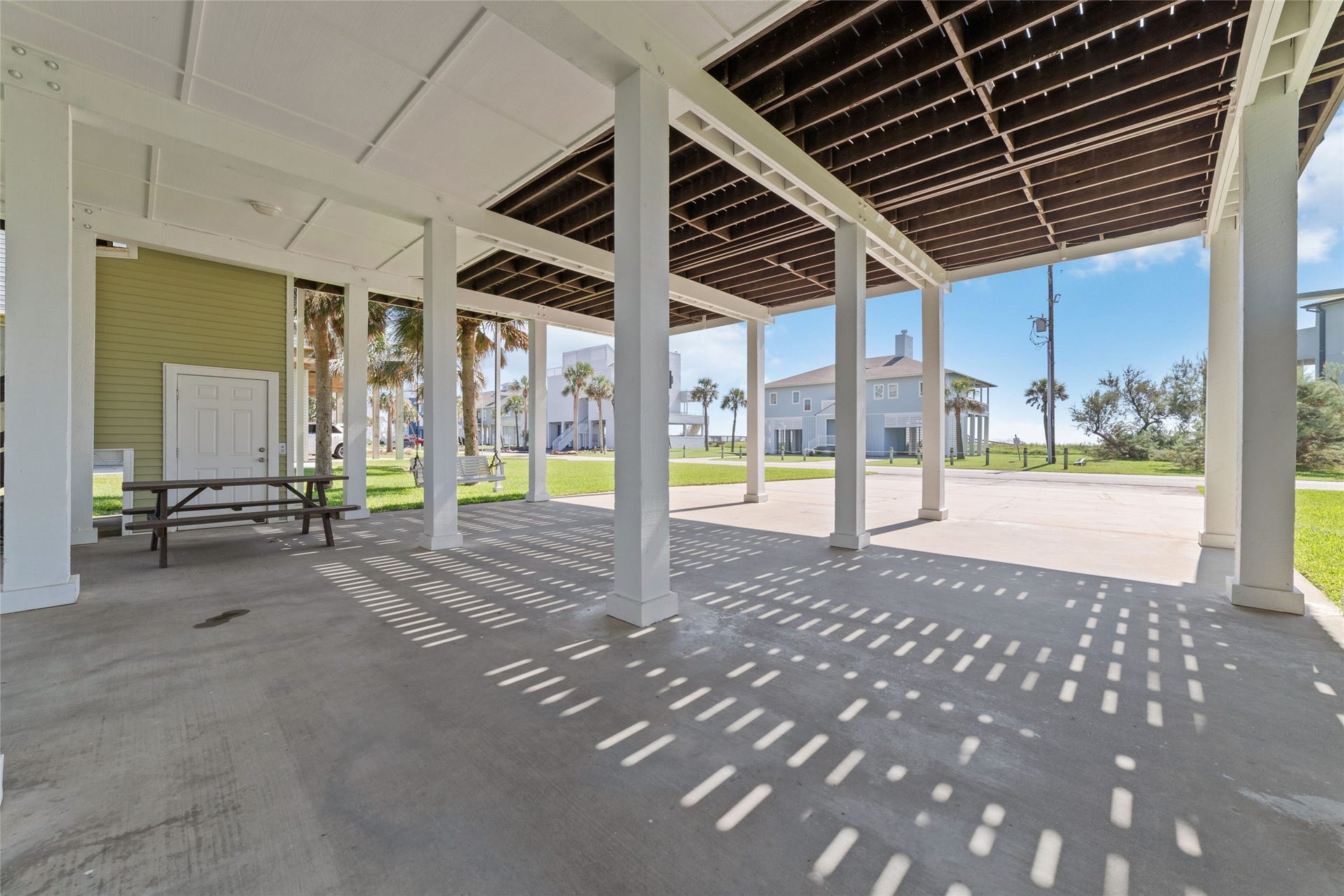 18506 E De Vaca, Galveston, TX 77554 18506 E De Vaca, Galveston, TX 77554