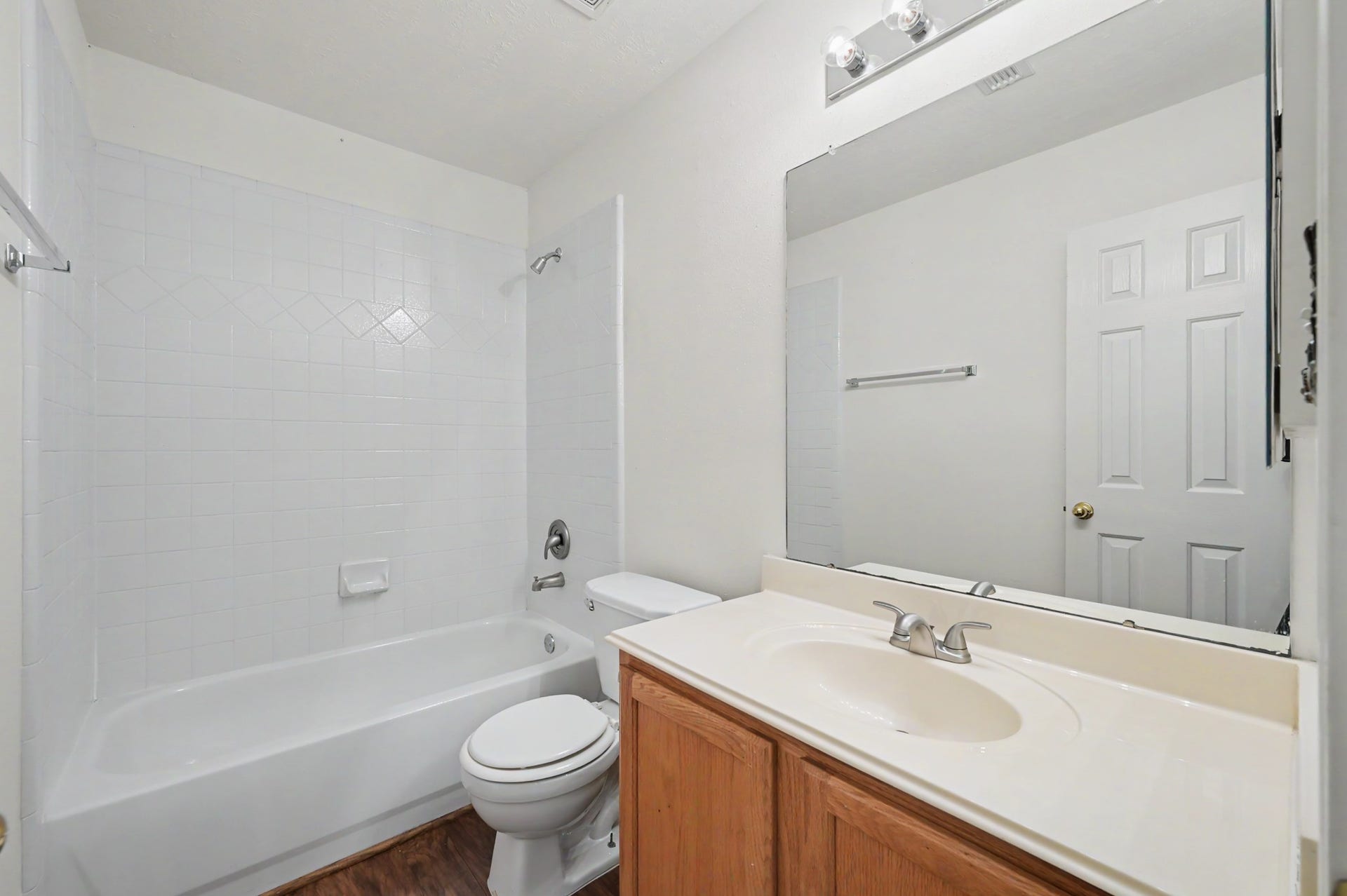 10815 Twin Circles Drive, Montgomery, TX 77356 10815 Twin Circles Drive, Montgomery, TX 77356