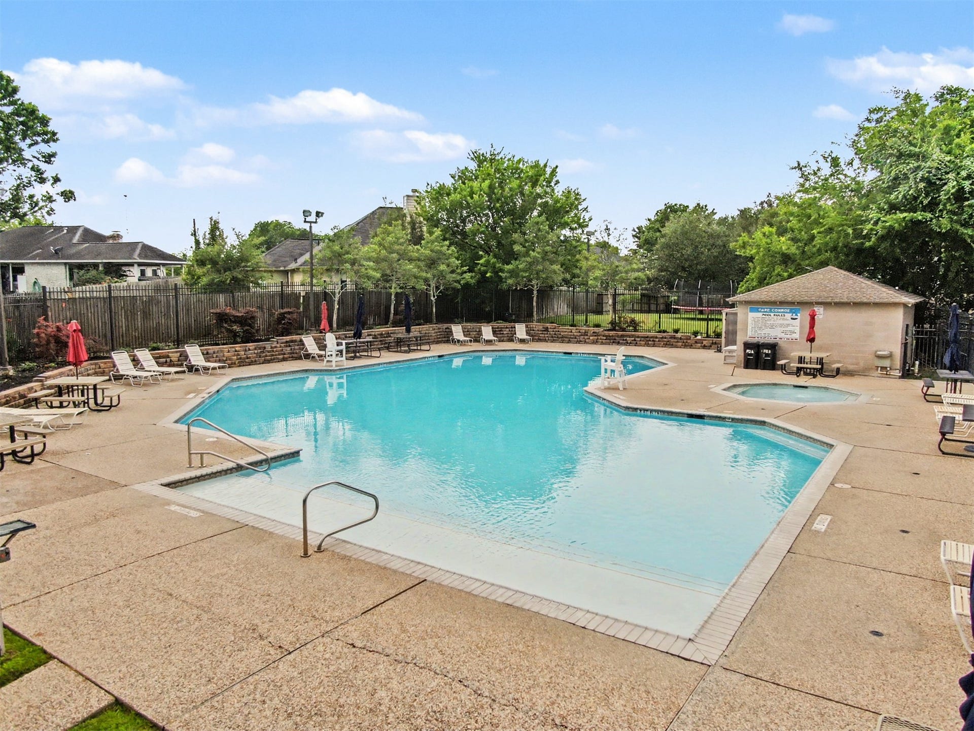 10815 Twin Circles Drive, Montgomery, TX 77356 10815 Twin Circles Drive, Montgomery, TX 77356