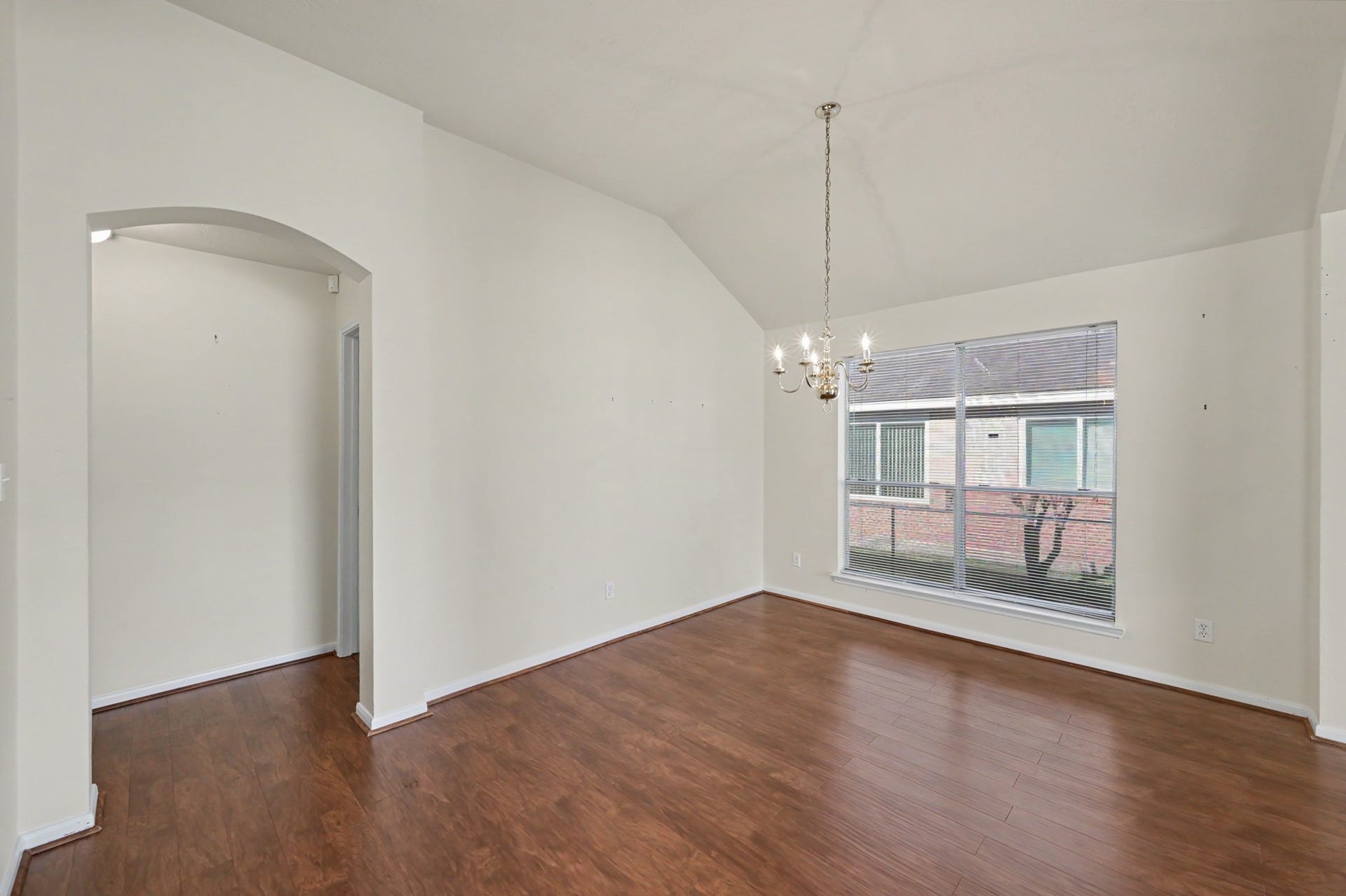 10815 Twin Circles Drive, Montgomery, TX 77356 10815 Twin Circles Drive, Montgomery, TX 77356