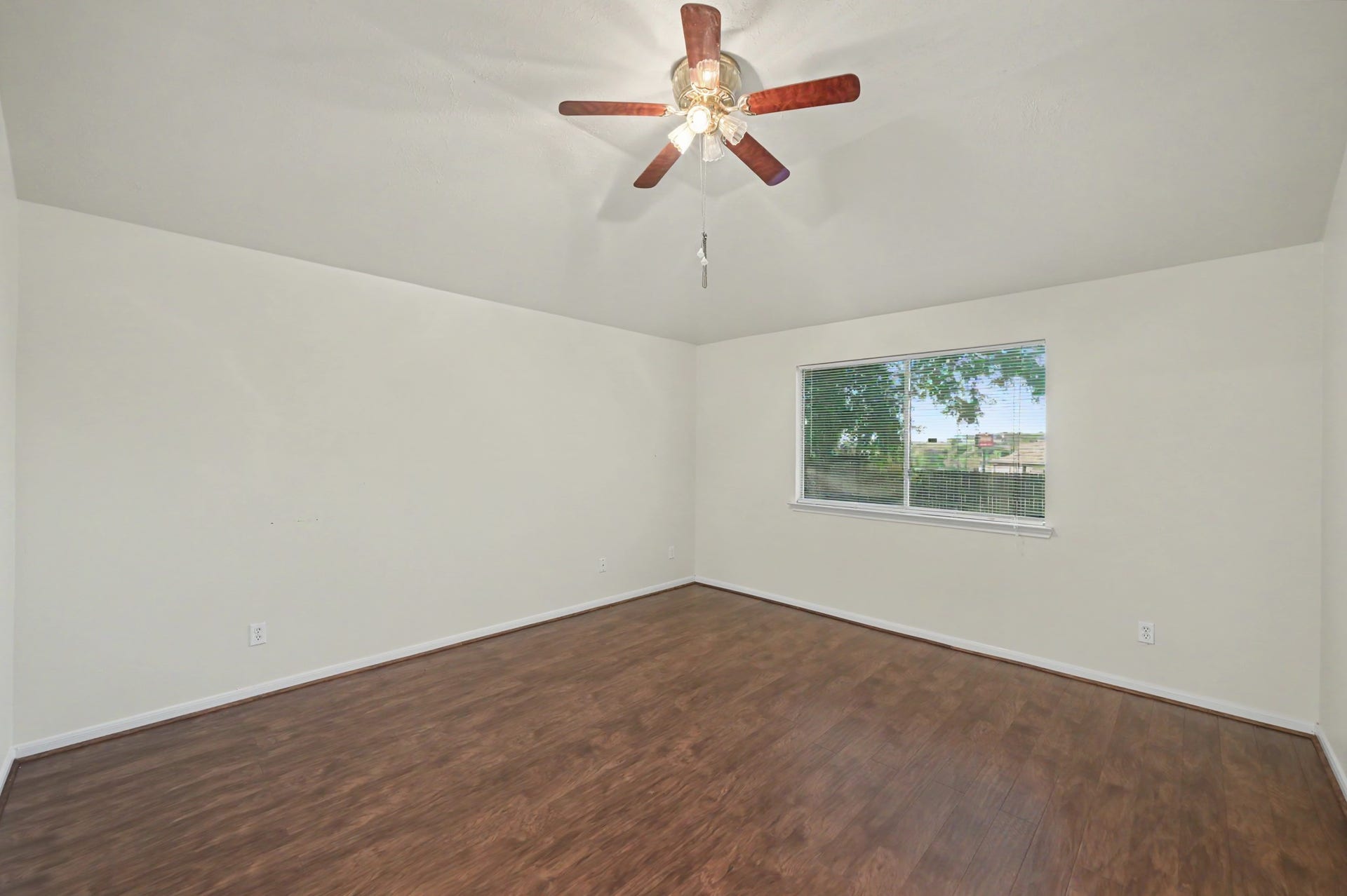 10815 Twin Circles Drive, Montgomery, TX 77356 10815 Twin Circles Drive, Montgomery, TX 77356