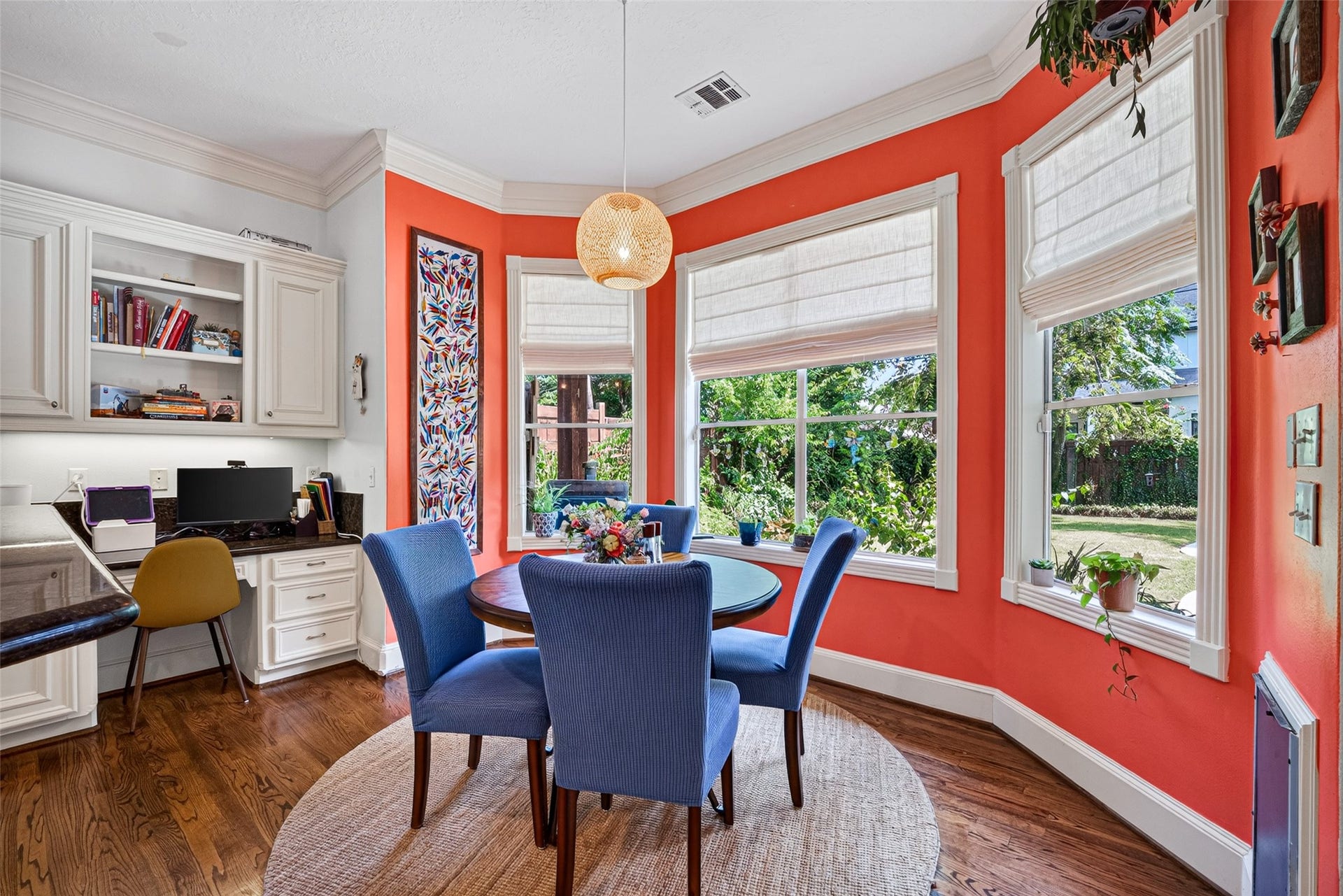 5217 Beech Street, Bellaire, TX 77401 5217 Beech Street, Bellaire, TX 77401