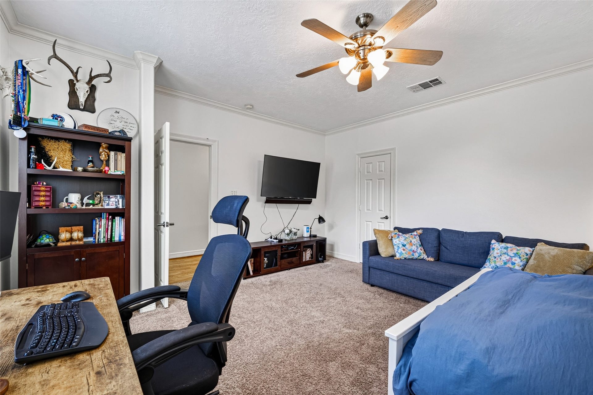 5217 Beech Street, Bellaire, TX 77401 5217 Beech Street, Bellaire, TX 77401