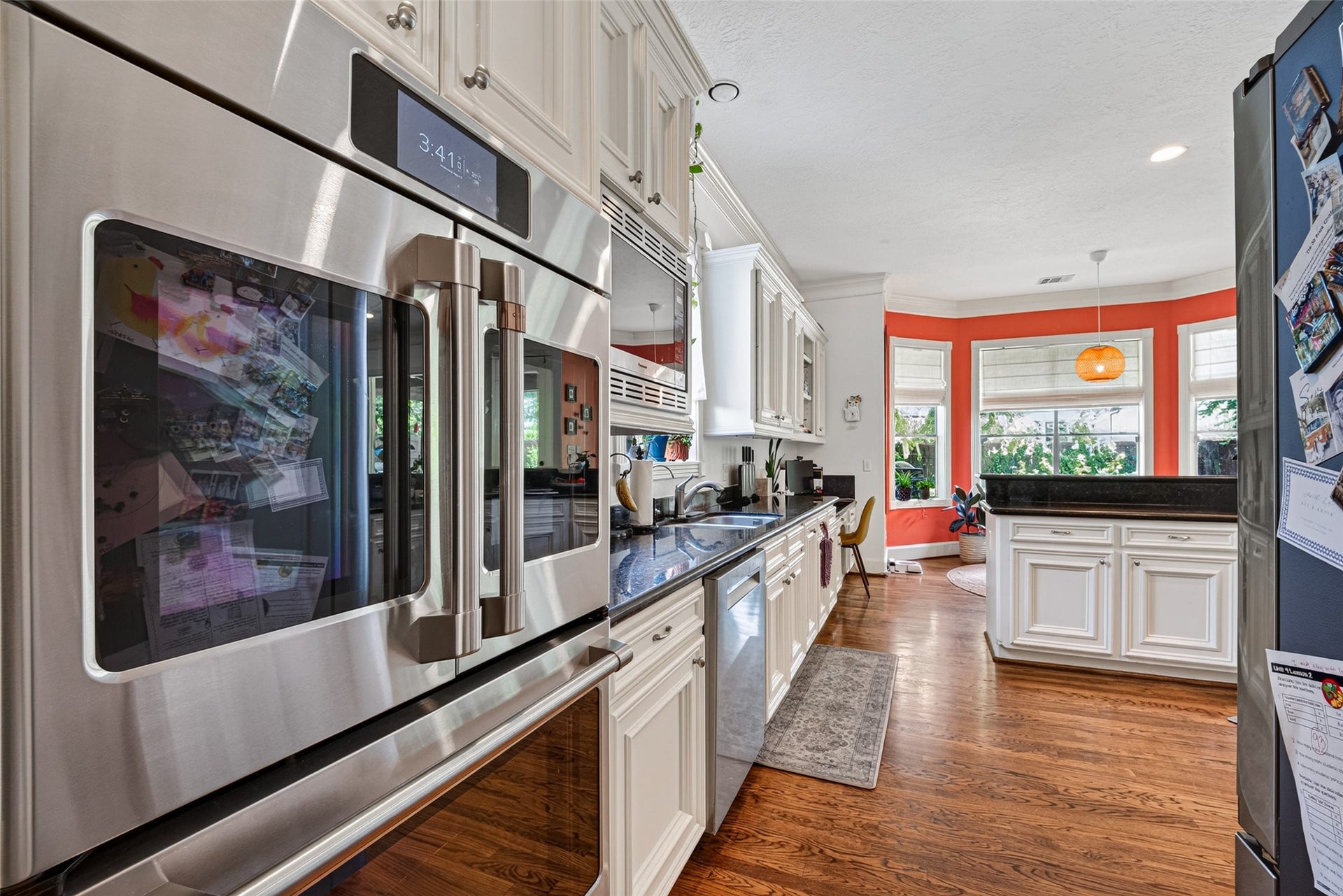 5217 Beech Street, Bellaire, TX 77401 5217 Beech Street, Bellaire, TX 77401