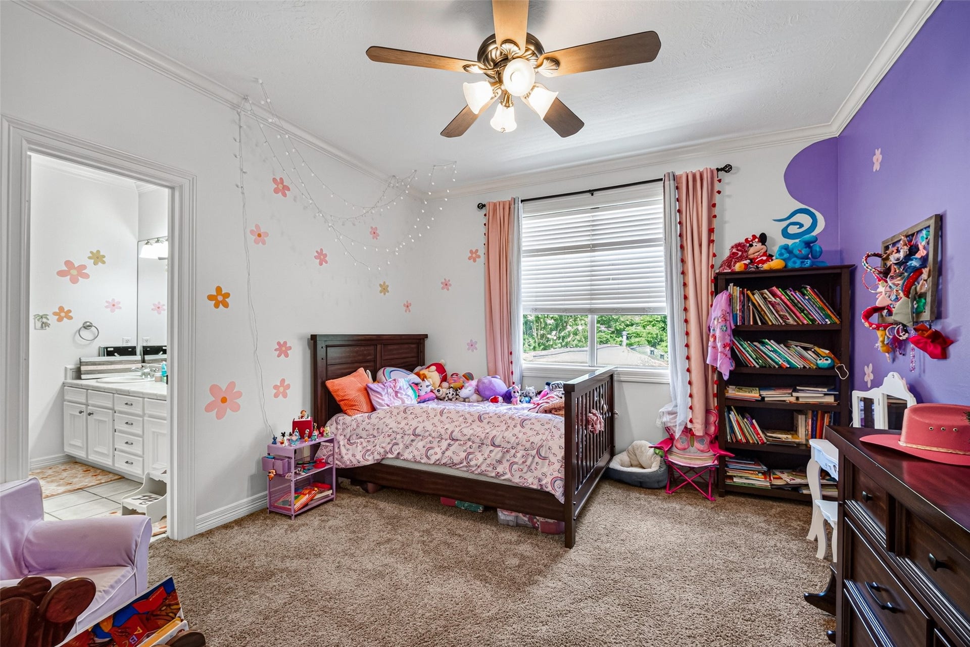 5217 Beech Street, Bellaire, TX 77401 5217 Beech Street, Bellaire, TX 77401