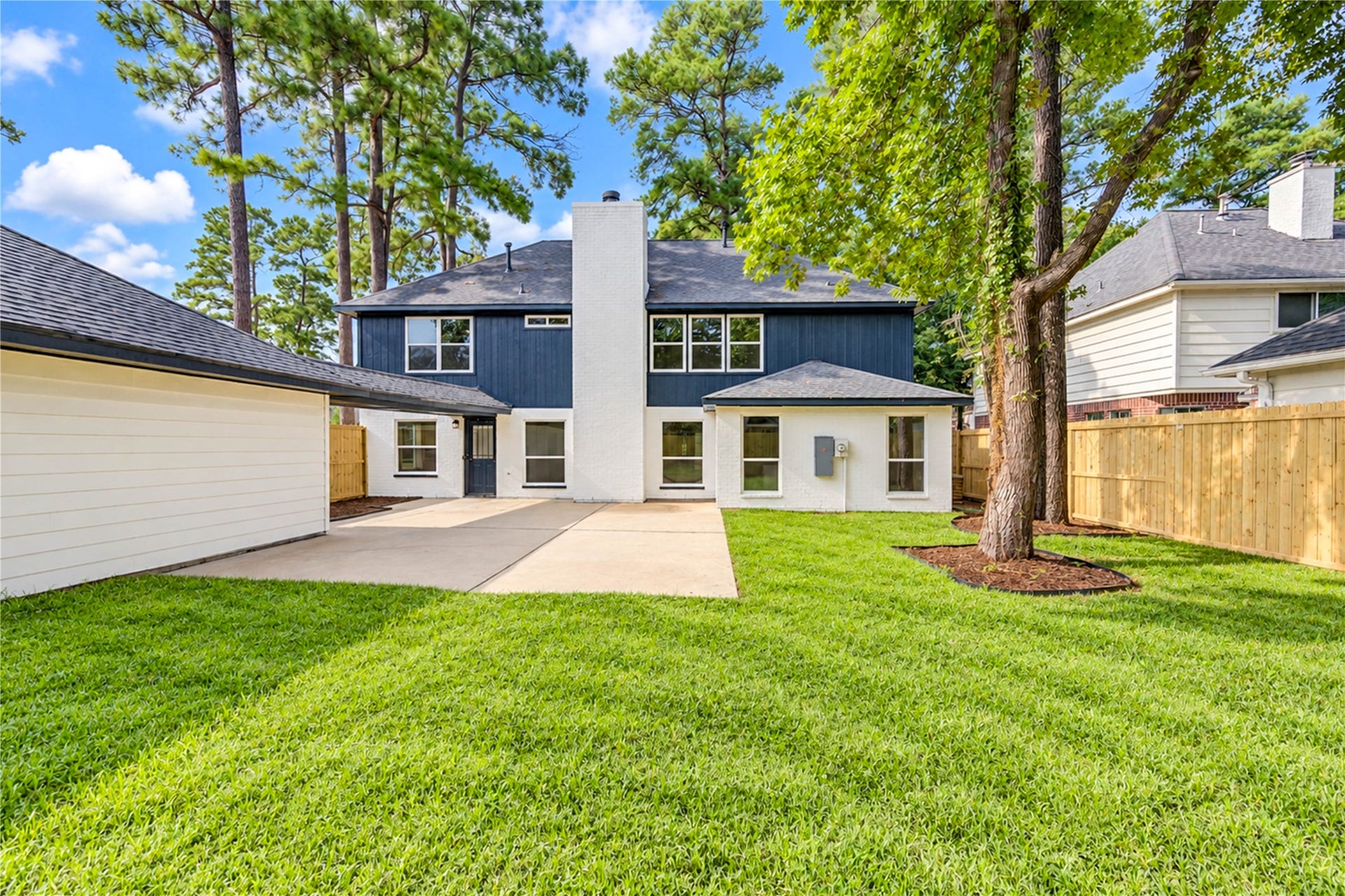 Spacious backyard