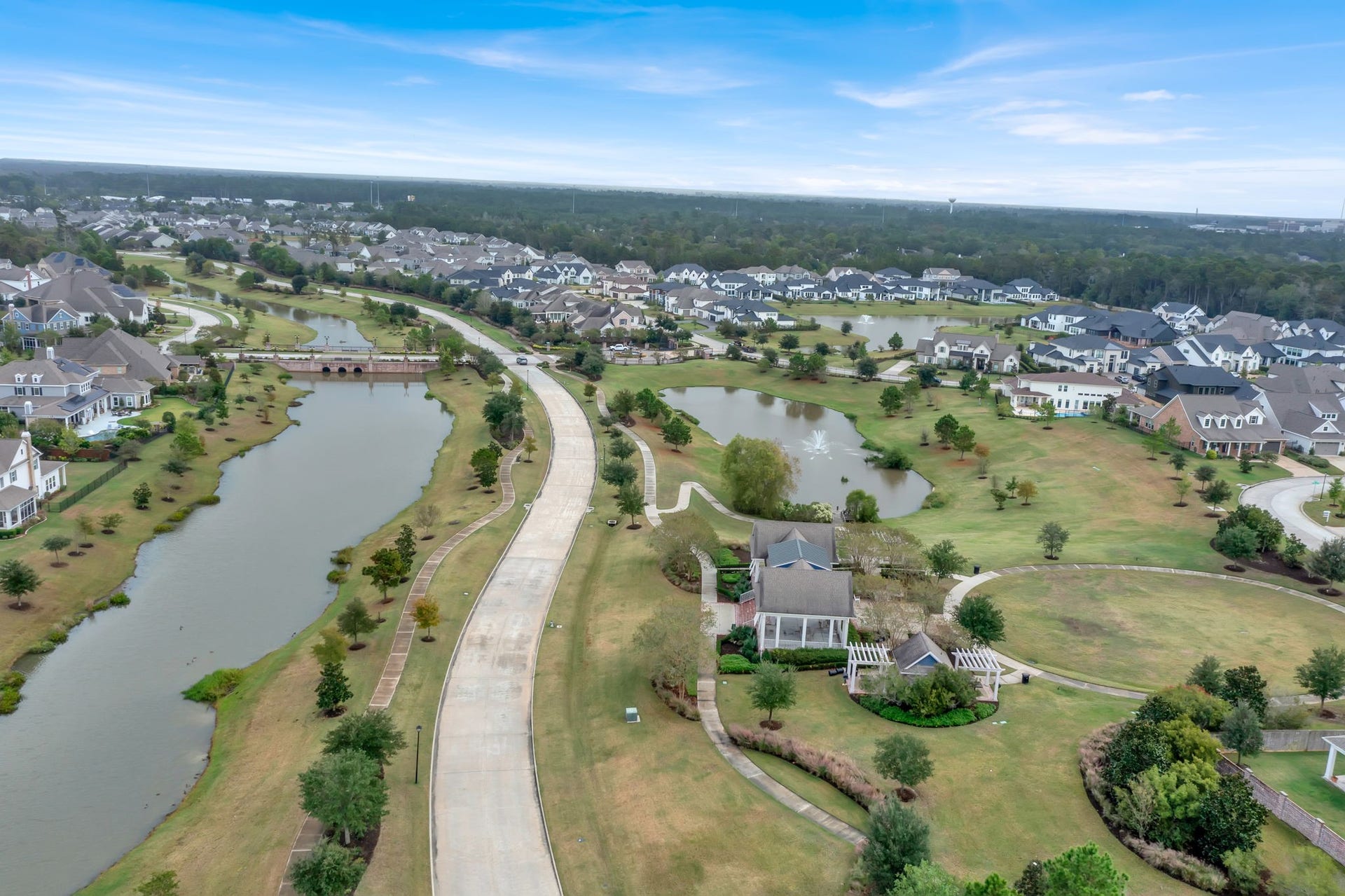 2082 Gadwall drive, Conroe, TX 77384 HOA Pavilion
