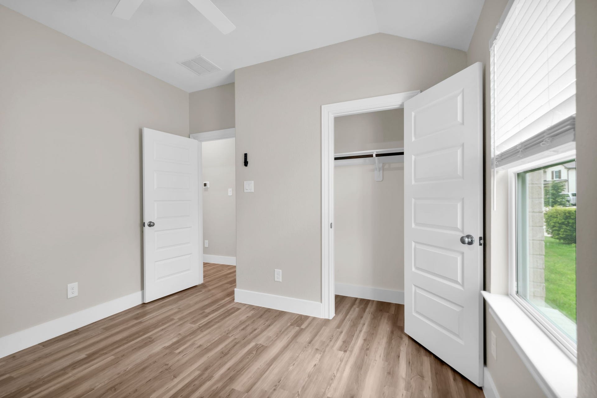 2082 Gadwall drive, Conroe, TX 77384 Bed Room 2