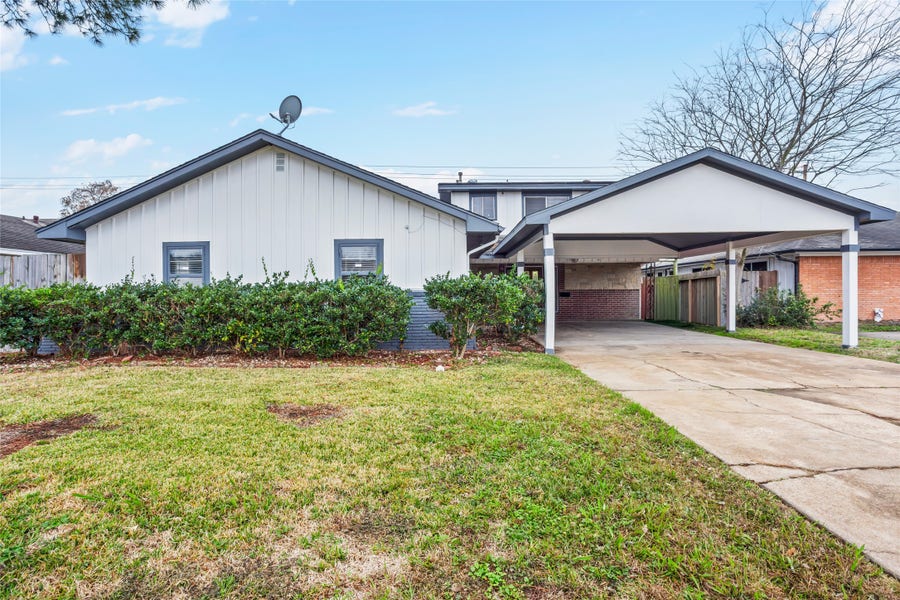 Property photo for 8406 Glen Valley Drive, Houston, TX