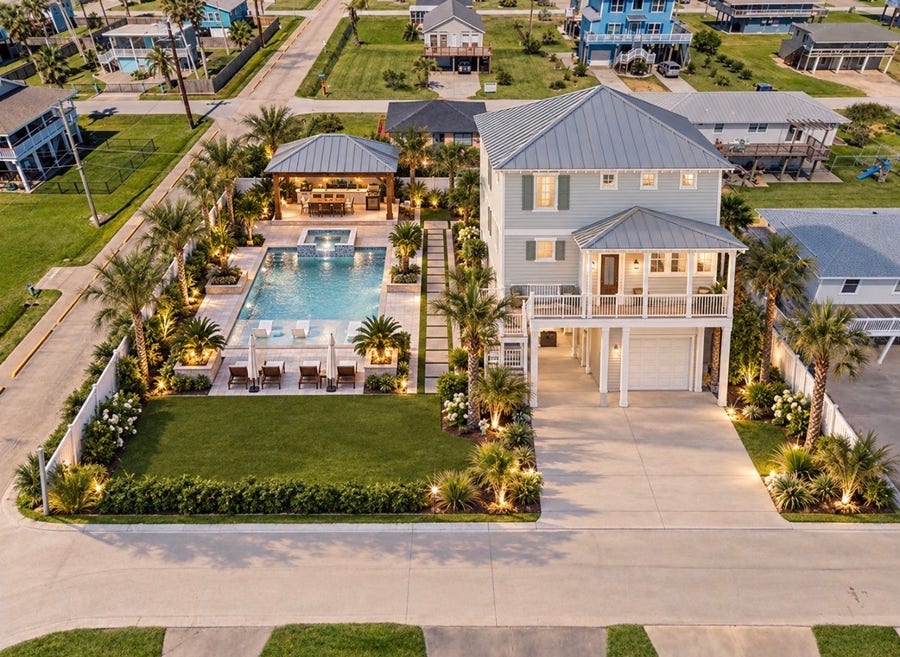 Property photo for 16534 John Davis, Jamaica Beach, TX