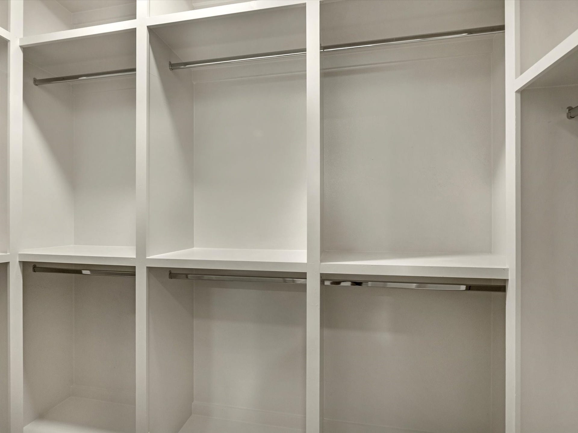 3307 Delhi Street, Houston, TX 77022 Unit #1: Primary Bedroom Closet