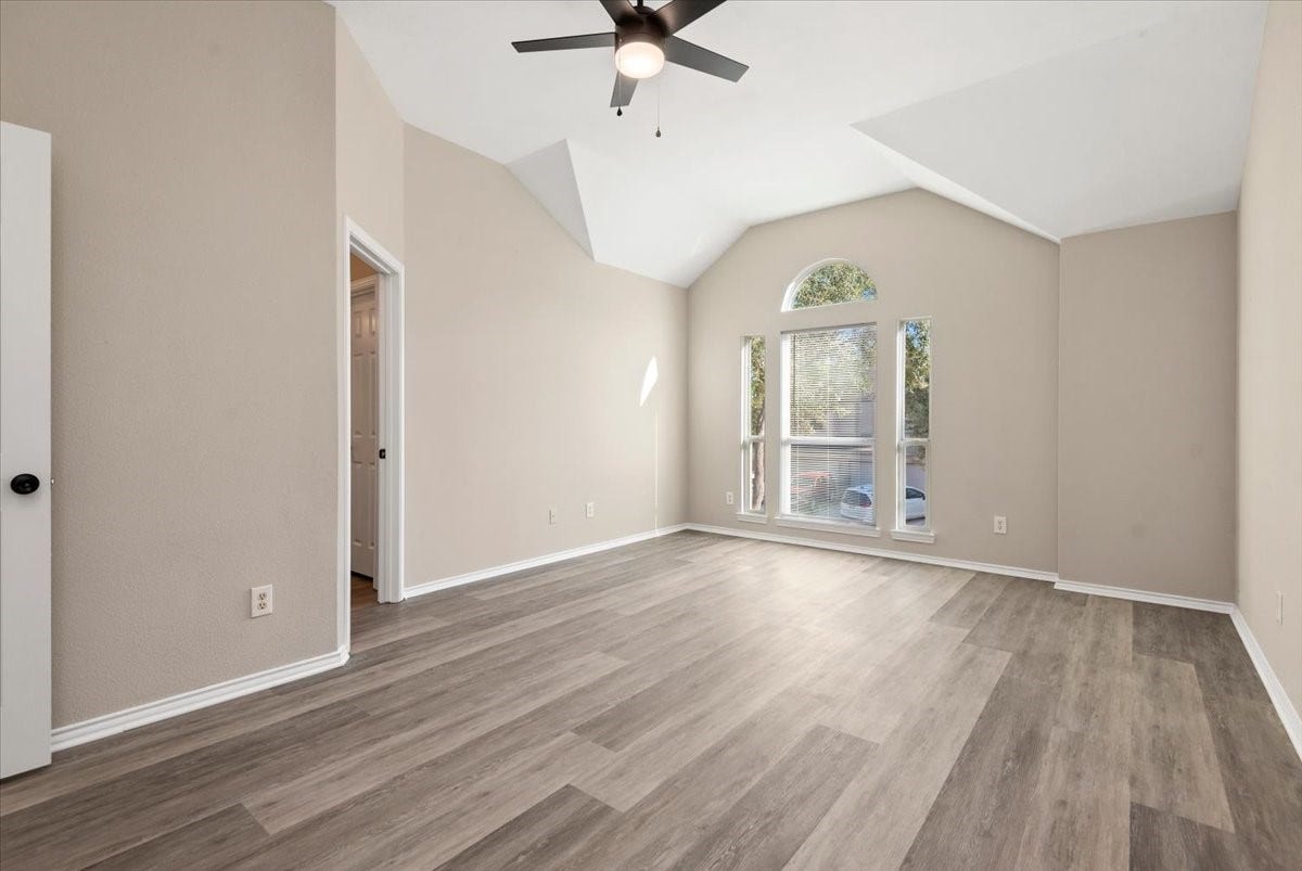 16555 Pentonshire Lane, Houston, TX 77090 16555 Pentonshire Lane, Houston, TX 77090
