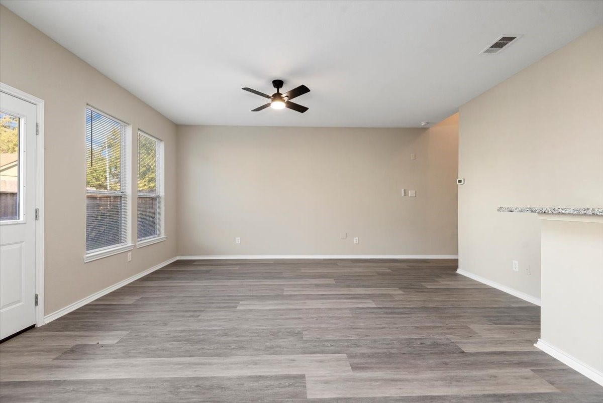 16555 Pentonshire Lane, Houston, TX 77090 16555 Pentonshire Lane, Houston, TX 77090