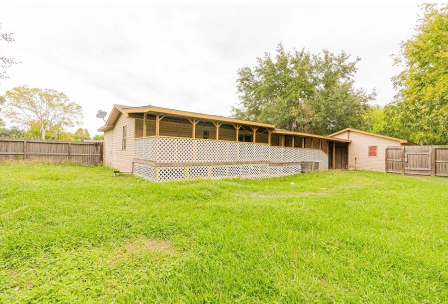 Property photo for 2422 Avilion Court, Pearland, TX