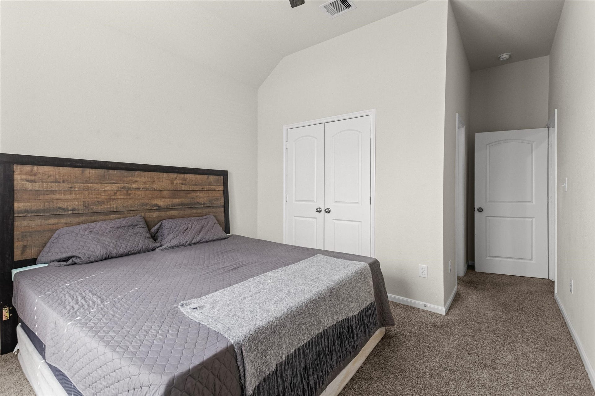 14344 N Summerchase Circle, Willis, TX 77318 14344 N Summerchase Circle, Willis, TX 77318