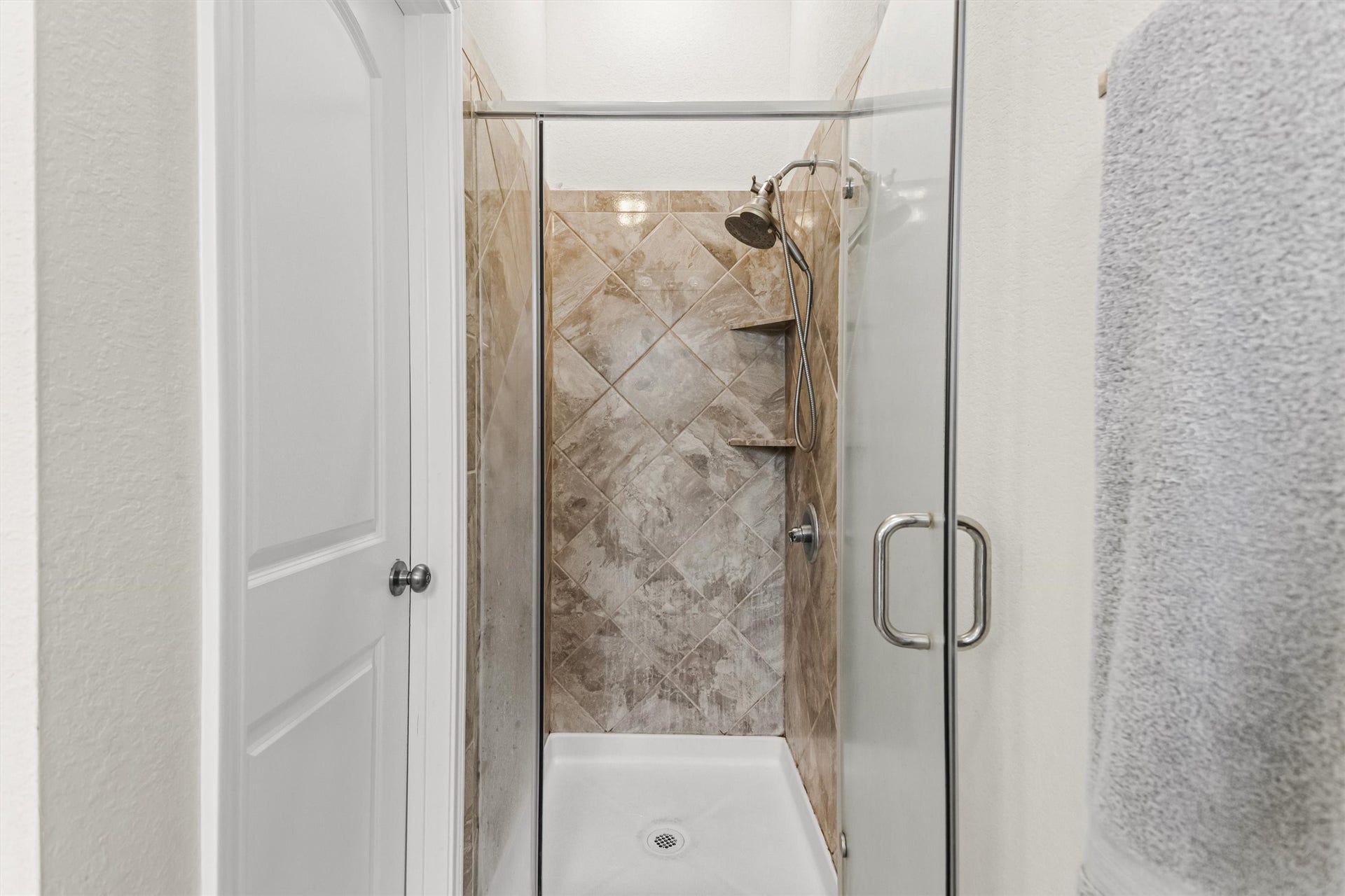 14344 N Summerchase Circle, Willis, TX 77318 14344 N Summerchase Circle, Willis, TX 77318