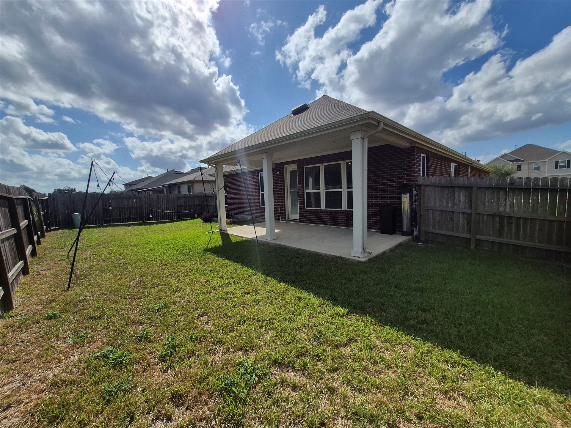 6111 Whitewing Road, Rosenberg, TX 77469