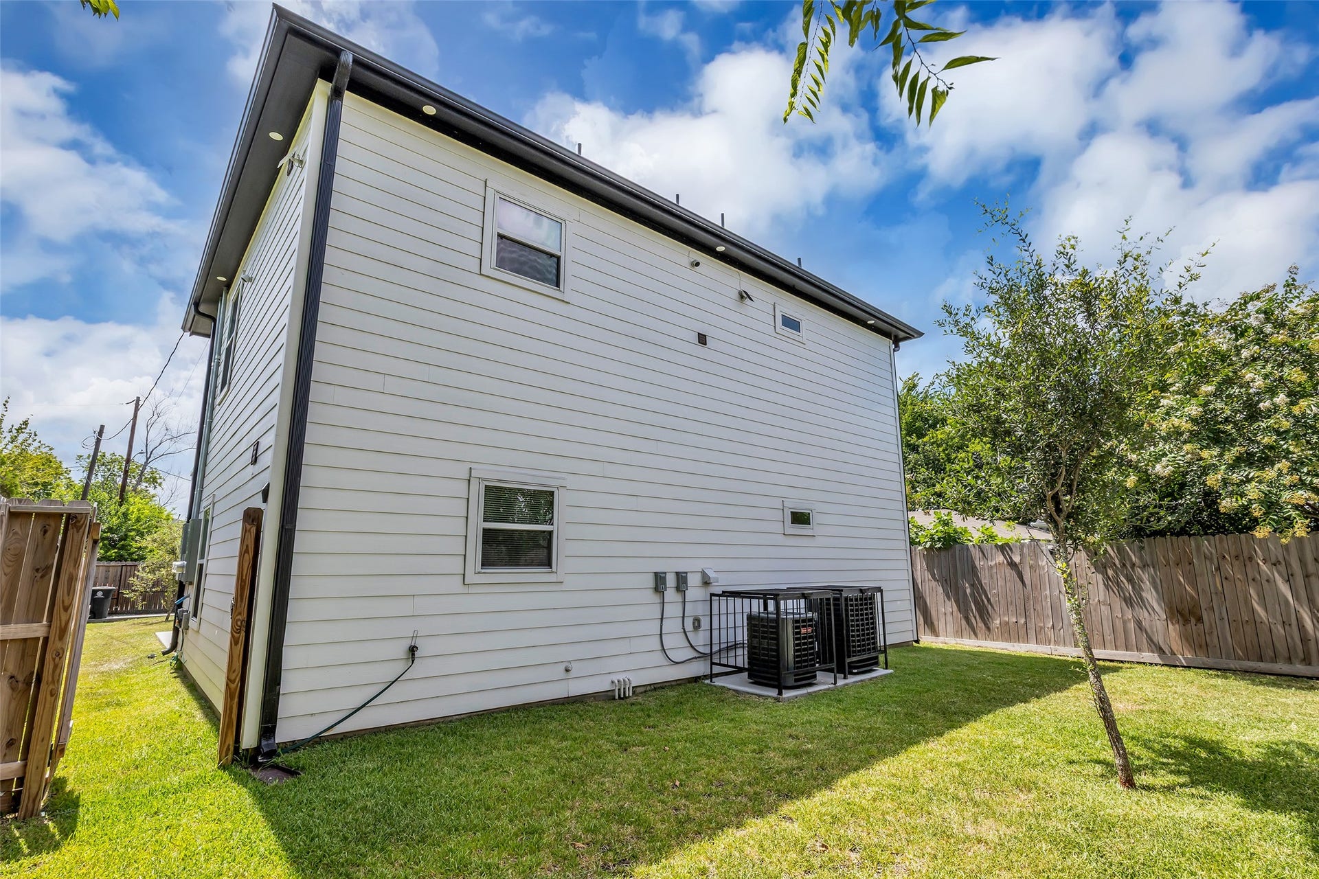 8529 Dosia Street, #A, Houston, TX 77051 8529 Dosia Street, #A, Houston, TX 77051
