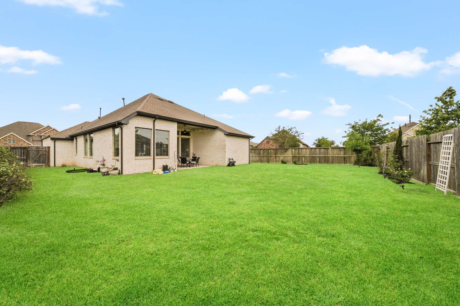 2003 Laurelwood Trail, Missouri City, TX 77459 2003 Laurelwood Trail, Missouri City, TX 77459
