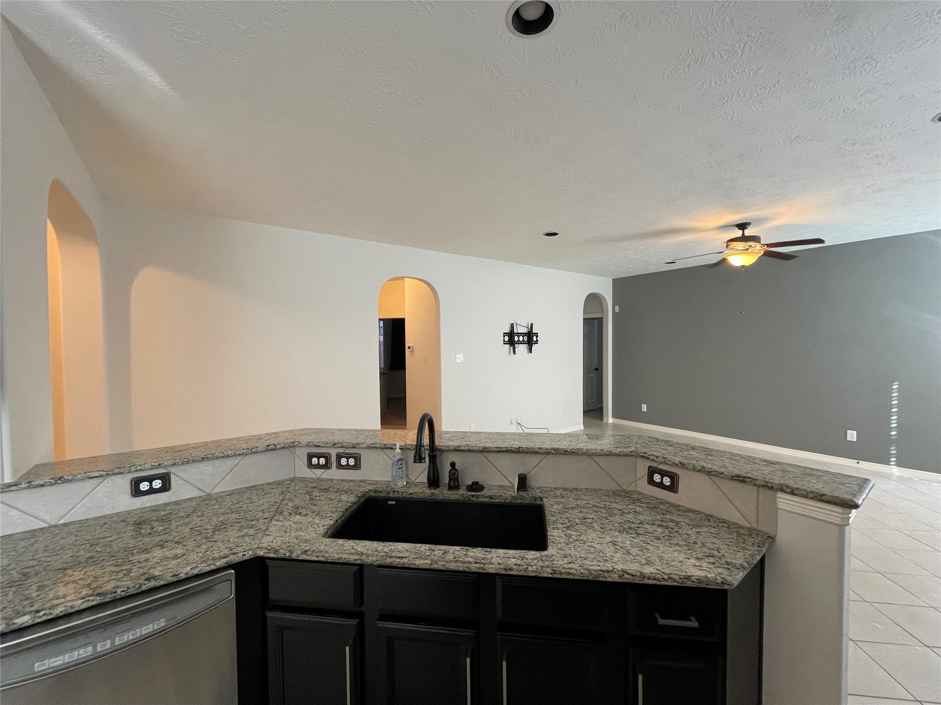 2898 Torano, League City, TX 77573 2898 Torano, League City, TX 77573