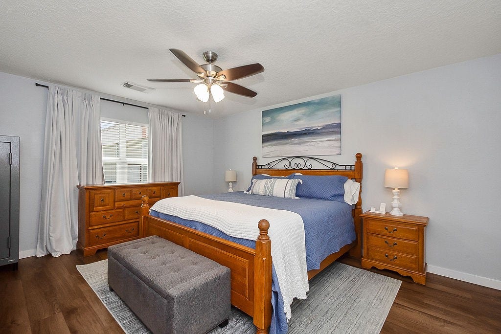 12824 Gibbs Street, Santa Fe, TX 77517 12824 Gibbs Street, Santa Fe, TX 77517
