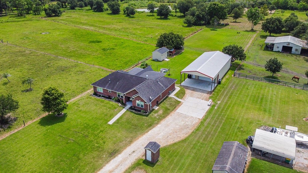 12824 Gibbs Street, Santa Fe, TX 77517 12824 Gibbs Street, Santa Fe, TX 77517