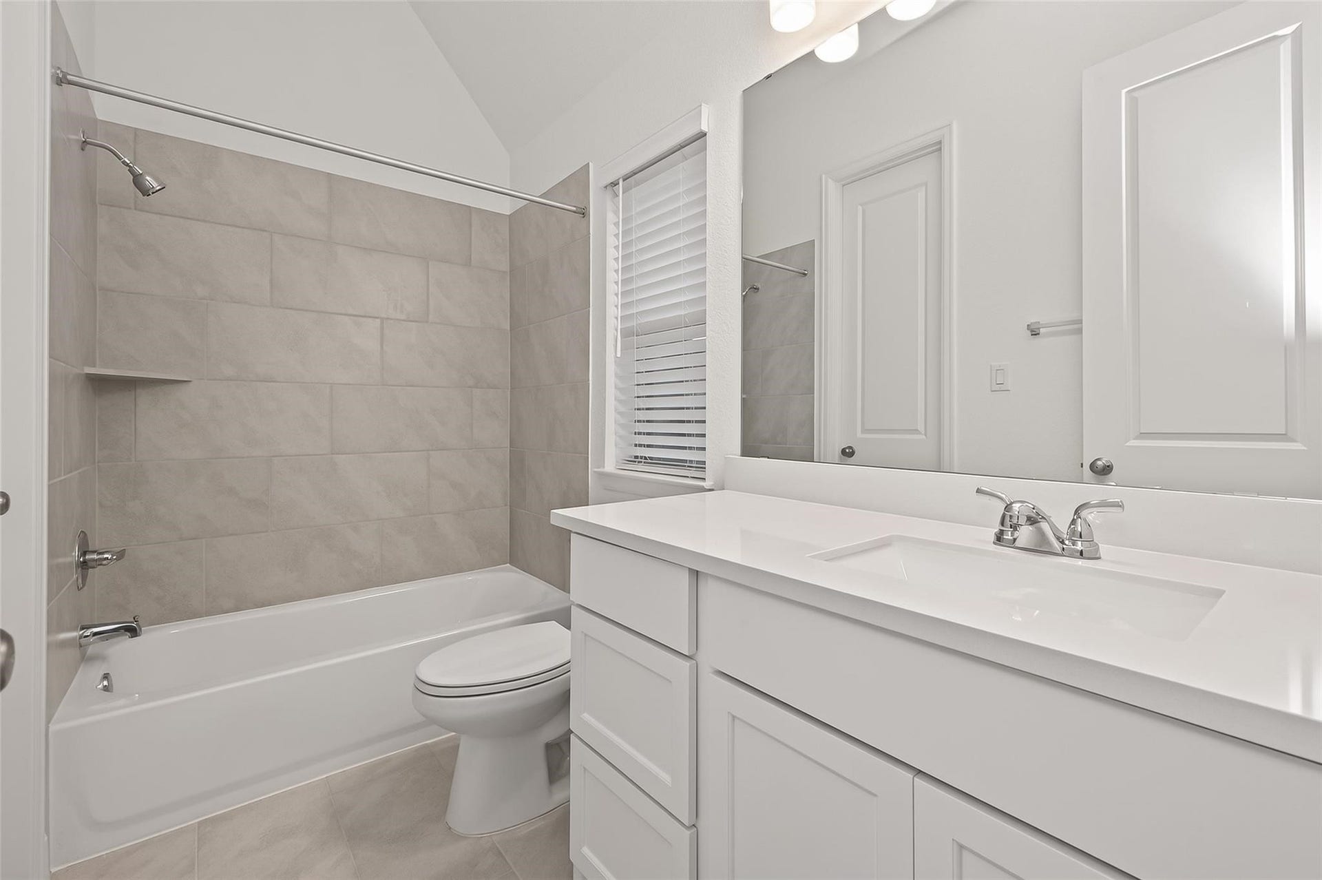 1132 Beals Creek Street, Conroe, TX 77384