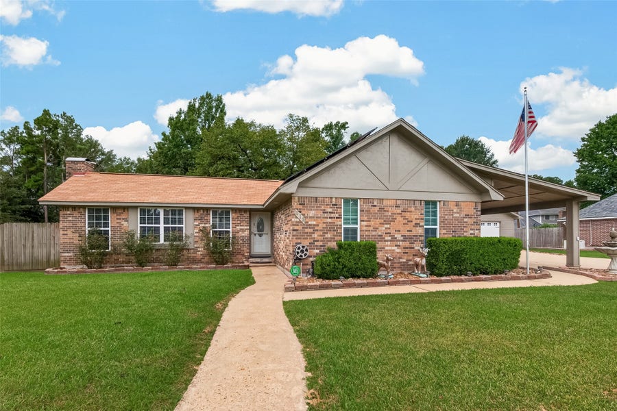 Property photo for 111 Texarkana Drive, Magnolia, TX