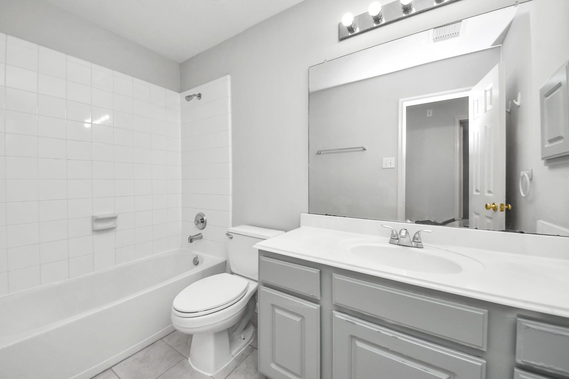14134 Silver Glade Lane, Sugar Land, TX 77498 14134 Silver Glade Lane, Sugar Land, TX 77498