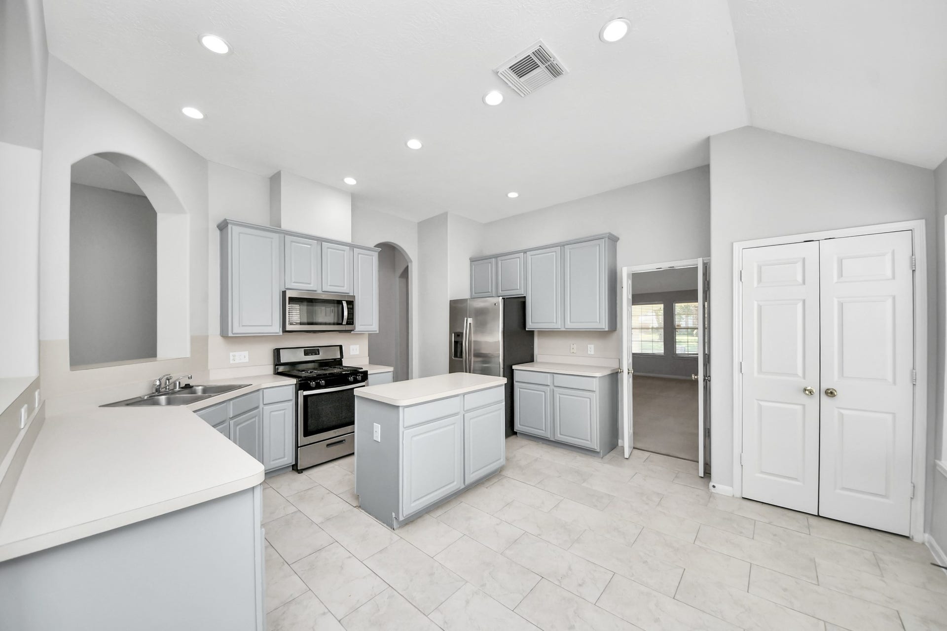 14134 Silver Glade Lane, Sugar Land, TX 77498 14134 Silver Glade Lane, Sugar Land, TX 77498