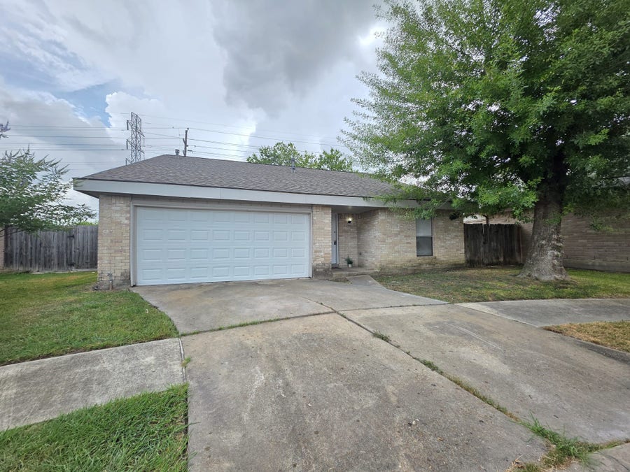 Property photo for 6607 Pouter Drive, Houston, TX