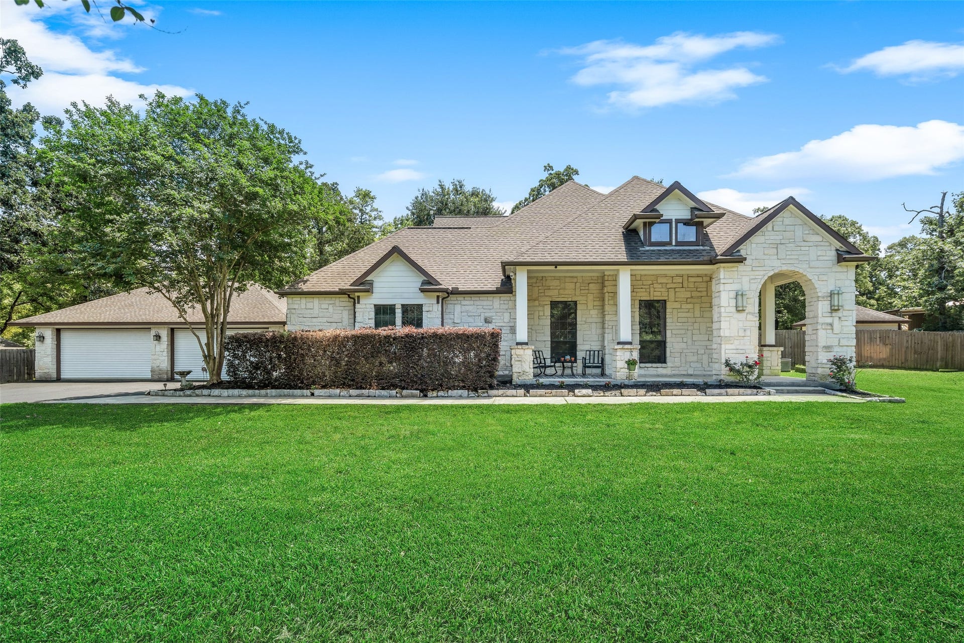 12300 Cedar Lane, Willis, TX 77378 12300 Cedar Lane, Willis, TX 77378