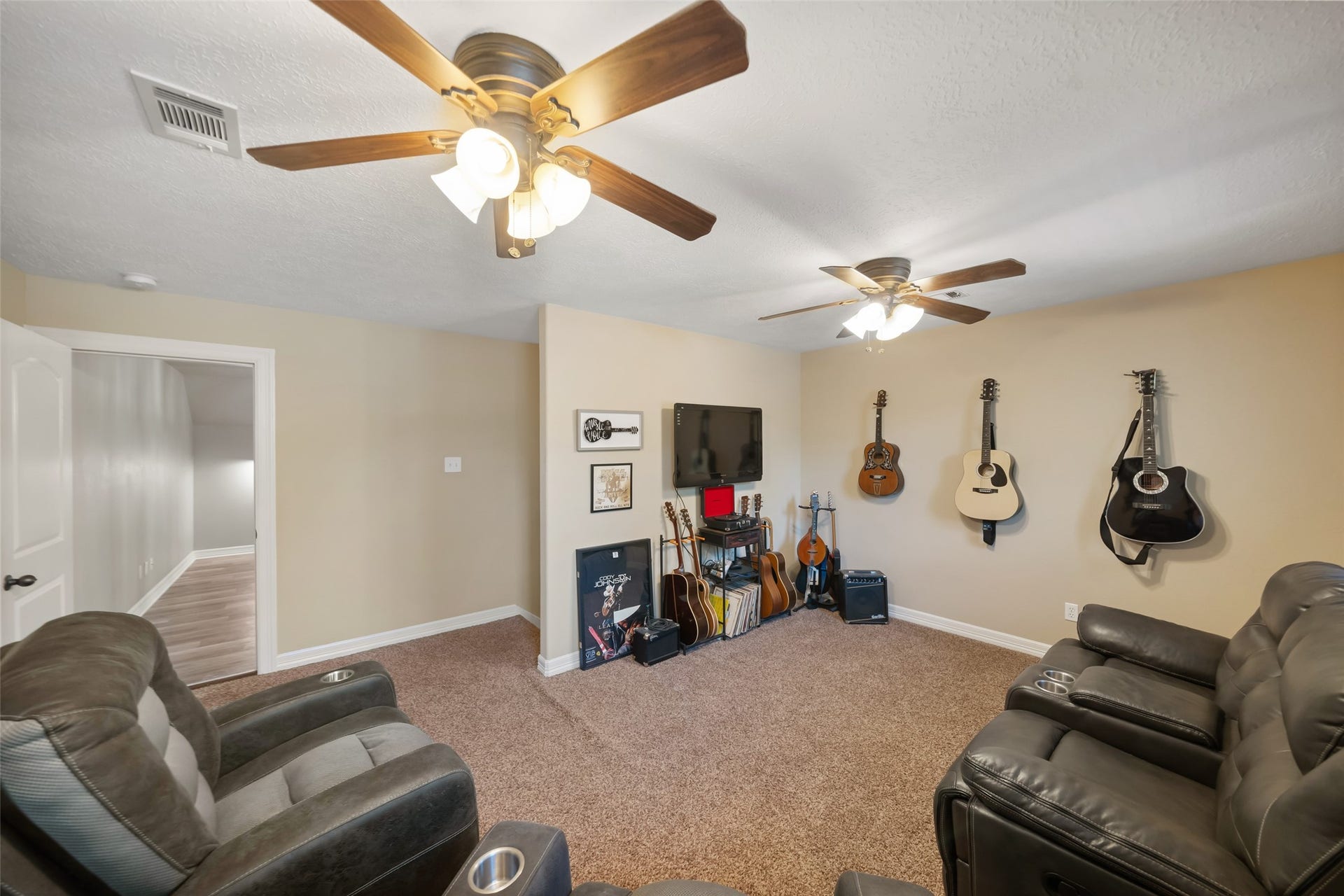 12300 Cedar Lane, Willis, TX 77378 12300 Cedar Lane, Willis, TX 77378