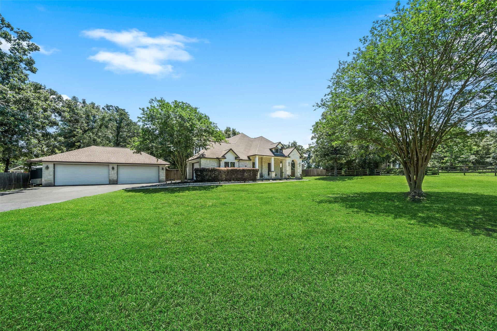 12300 Cedar Lane, Willis, TX 77378 12300 Cedar Lane, Willis, TX 77378