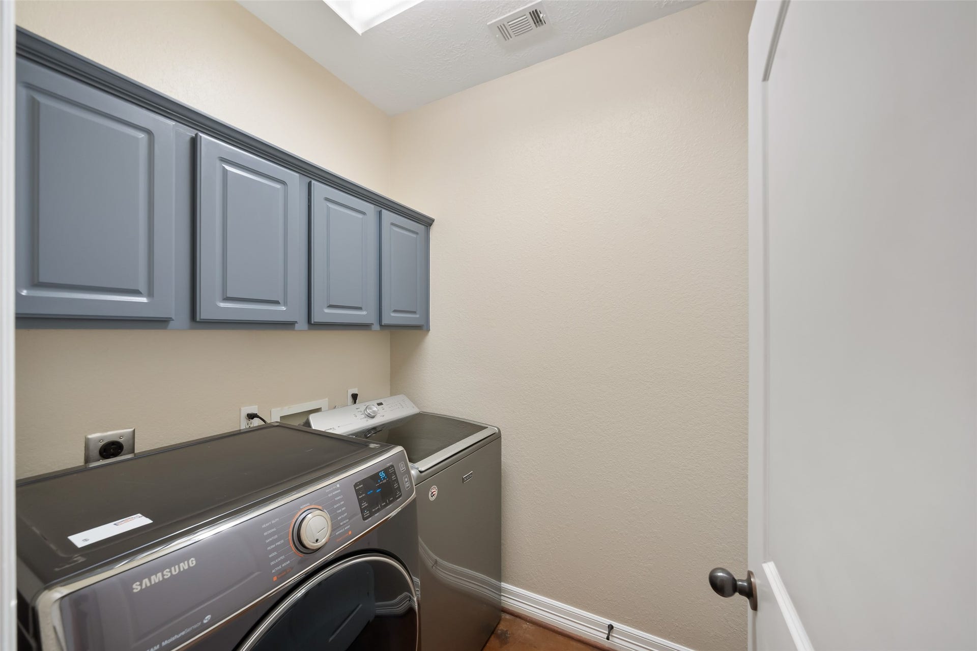 12300 Cedar Lane, Willis, TX 77378 12300 Cedar Lane, Willis, TX 77378