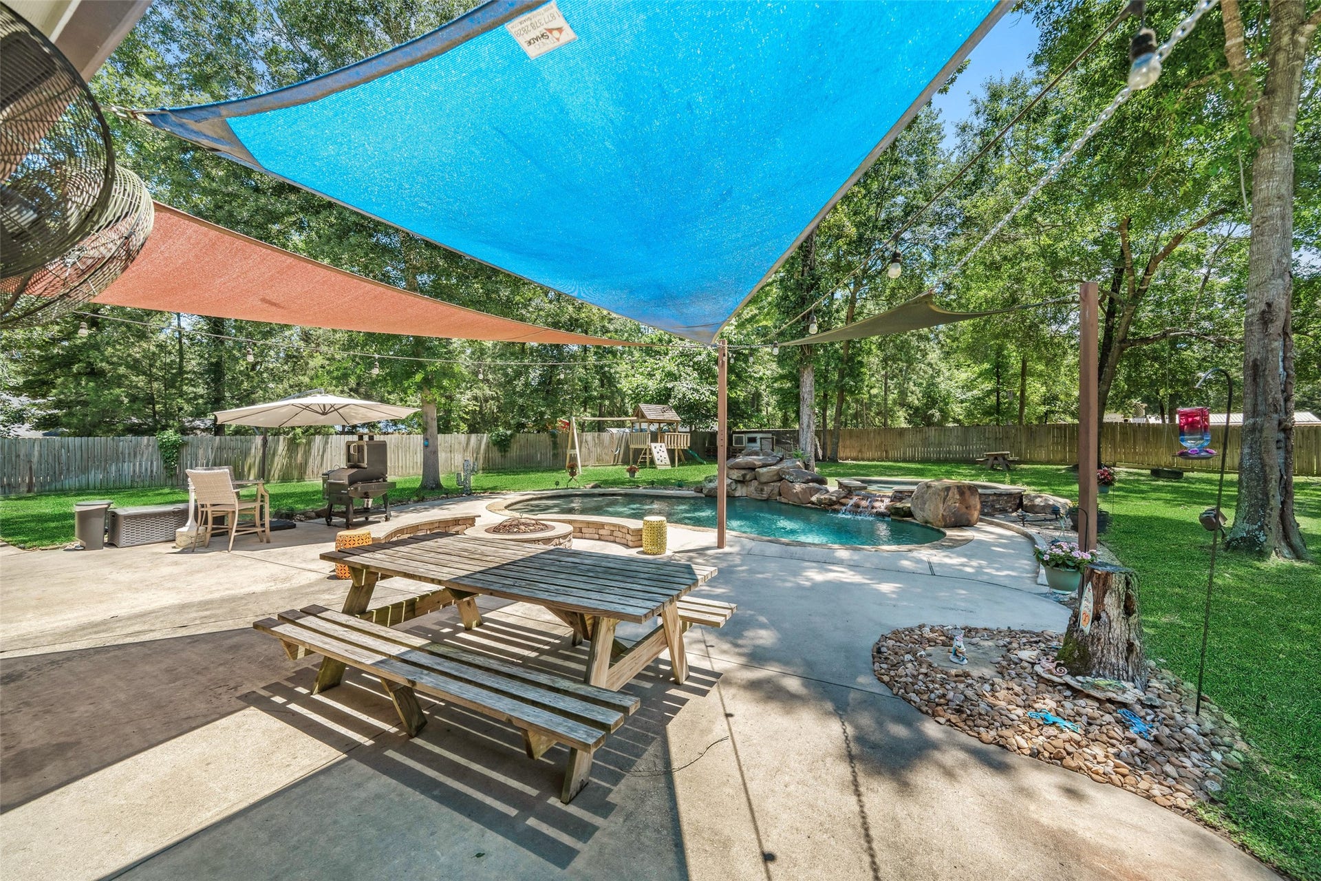 12300 Cedar Lane, Willis, TX 77378 12300 Cedar Lane, Willis, TX 77378