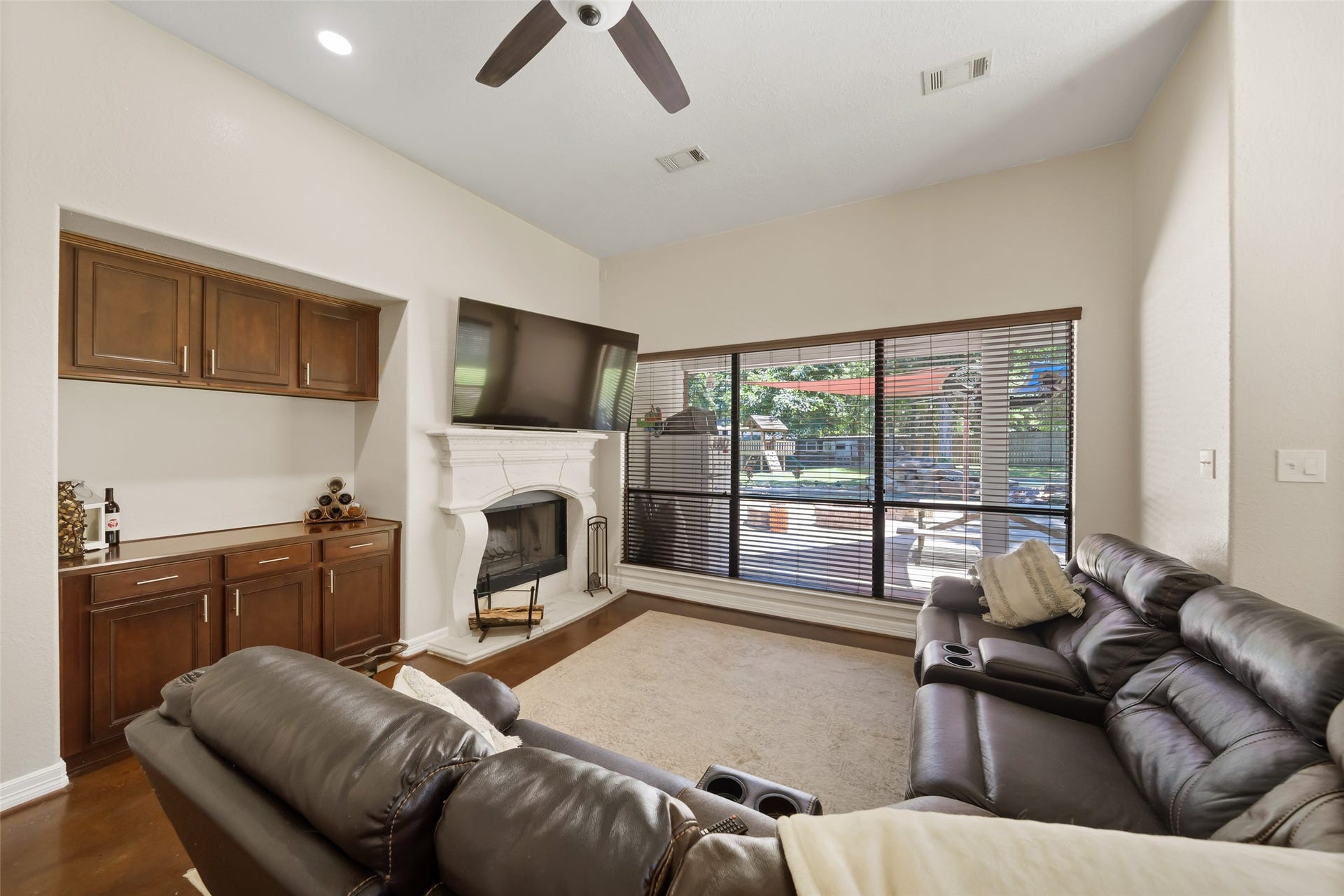 12300 Cedar Lane, Willis, TX 77378 12300 Cedar Lane, Willis, TX 77378