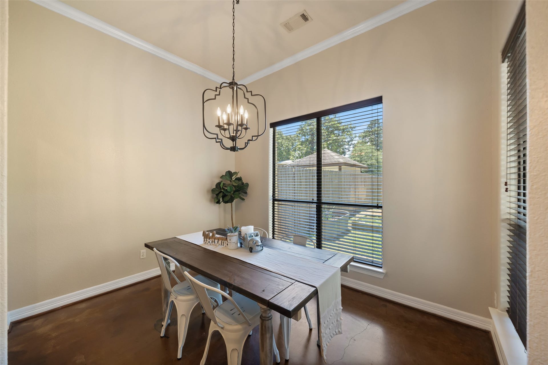 12300 Cedar Lane, Willis, TX 77378 12300 Cedar Lane, Willis, TX 77378