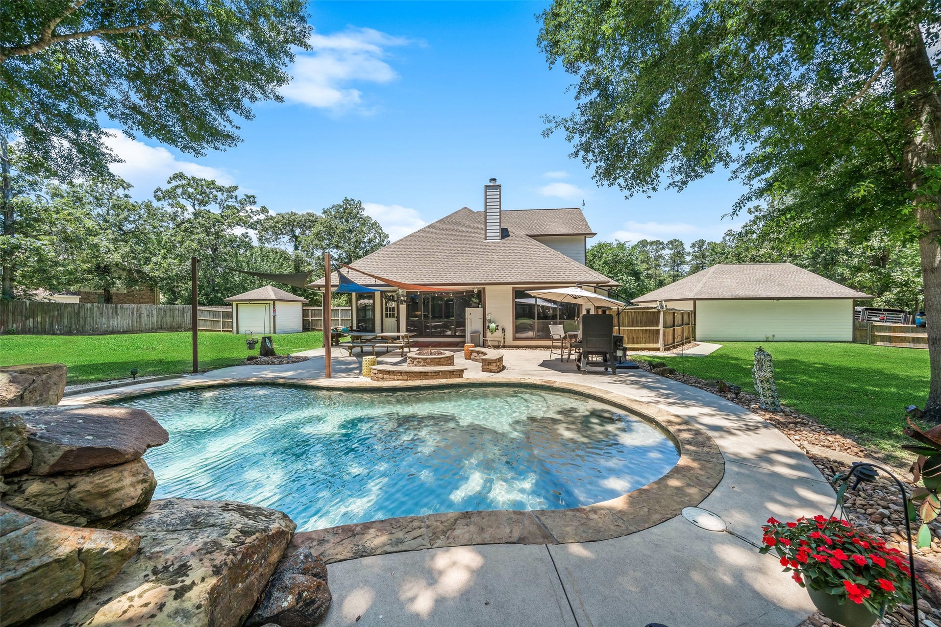 12300 Cedar Lane, Willis, TX 77378 12300 Cedar Lane, Willis, TX 77378