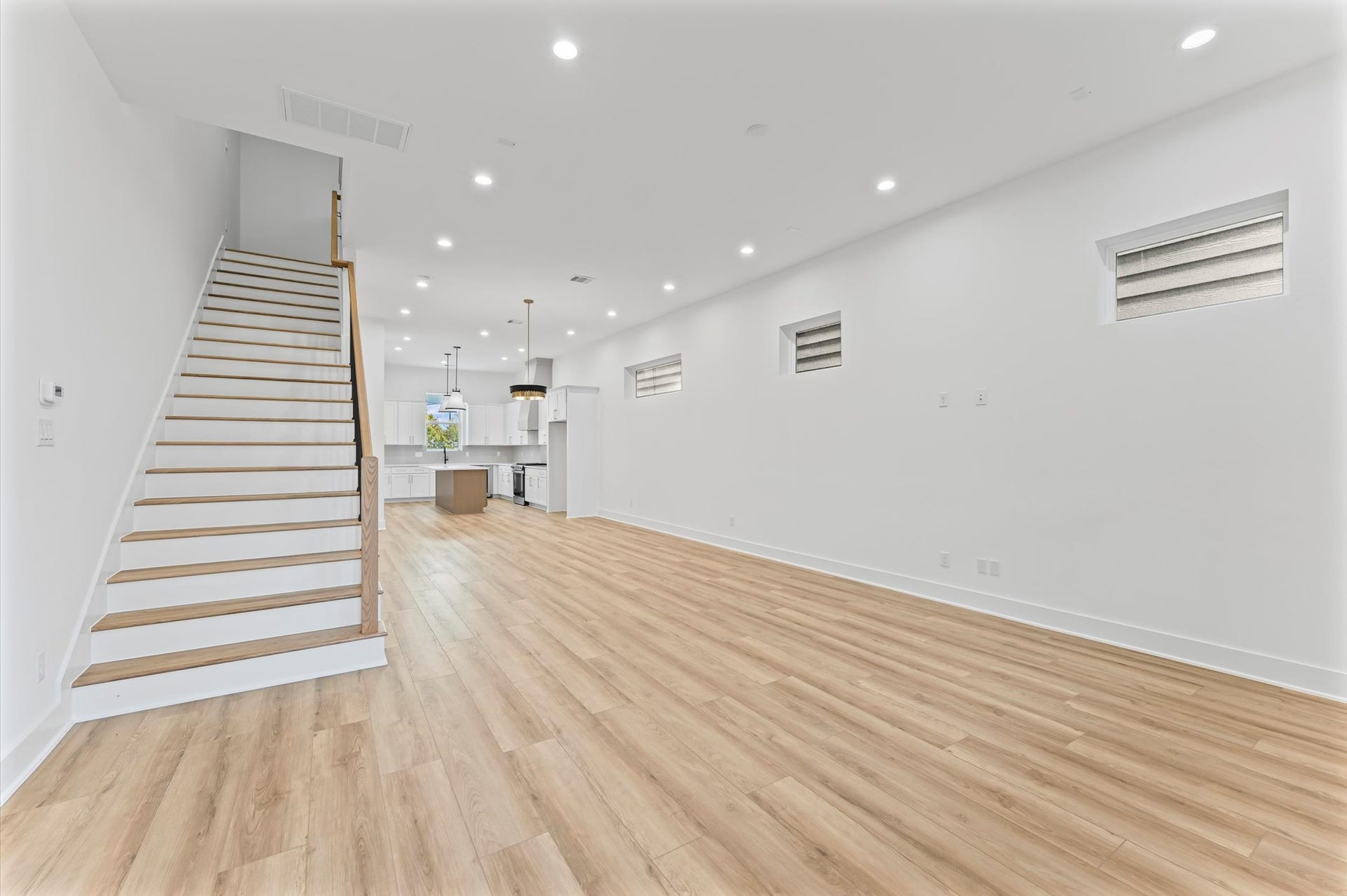 4129 De George Street, Houston, TX 77009 4129 De George Street, Houston, TX 77009