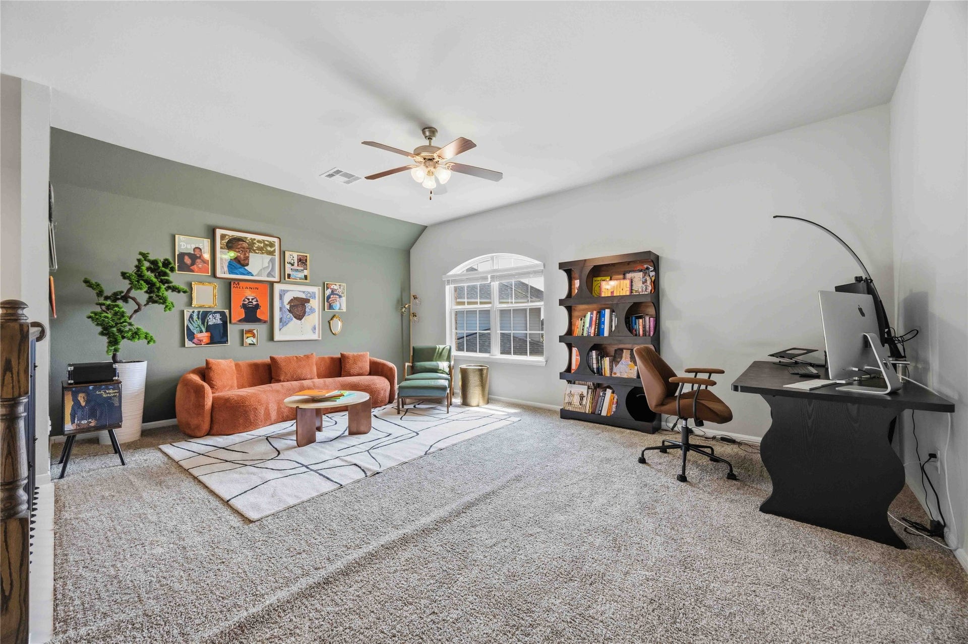 488 Westlake Landing, Conroe, TX 77304 Ceiling fan and natural light make this flex space inviting.