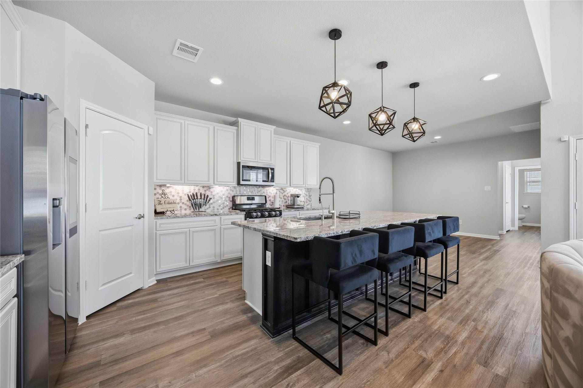 488 Westlake Landing, Conroe, TX 77304 488 Westlake Landing, Conroe, TX 77304
