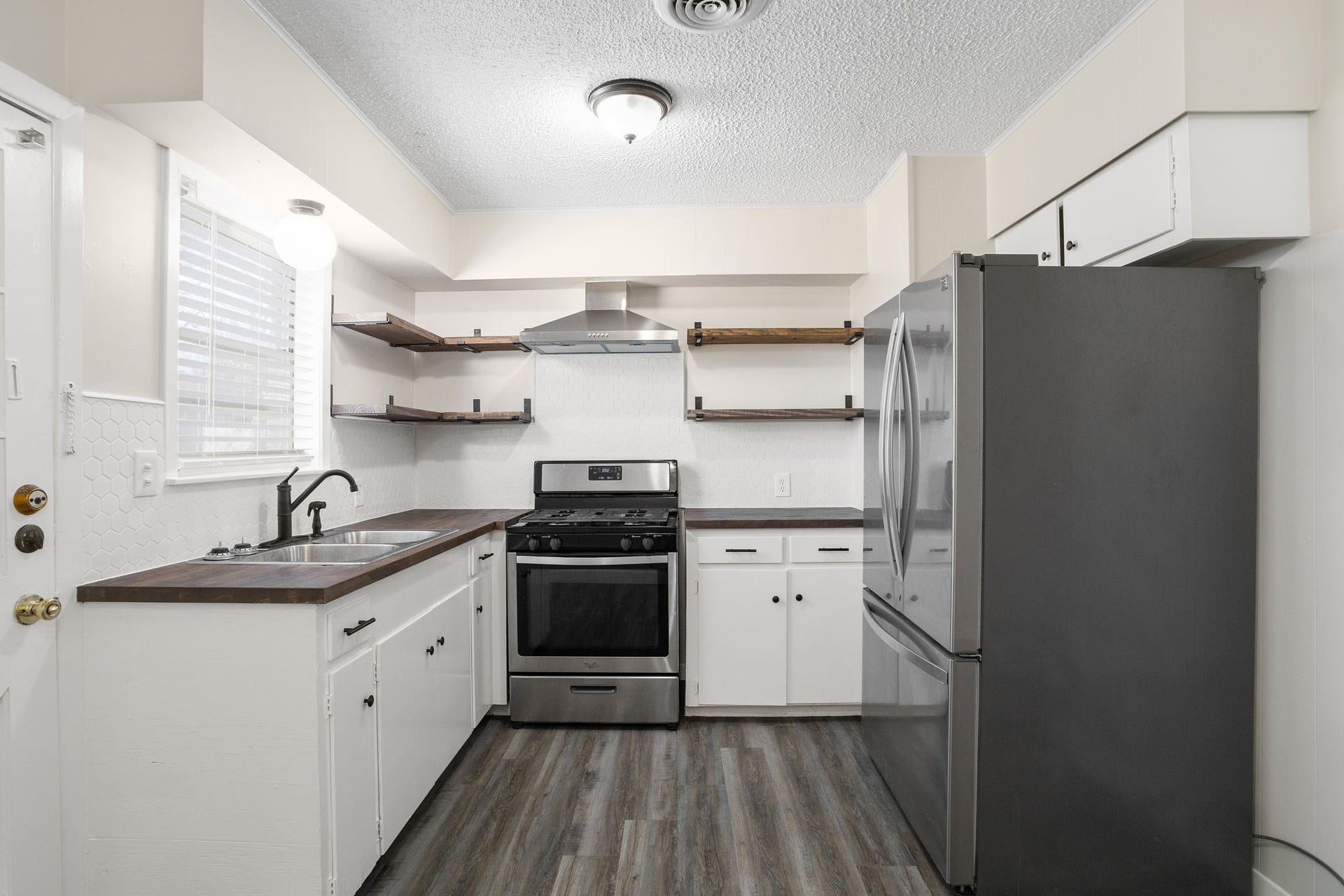 118 Johnson Street, La Marque, TX 77568 118 Johnson Street, La Marque, TX 77568