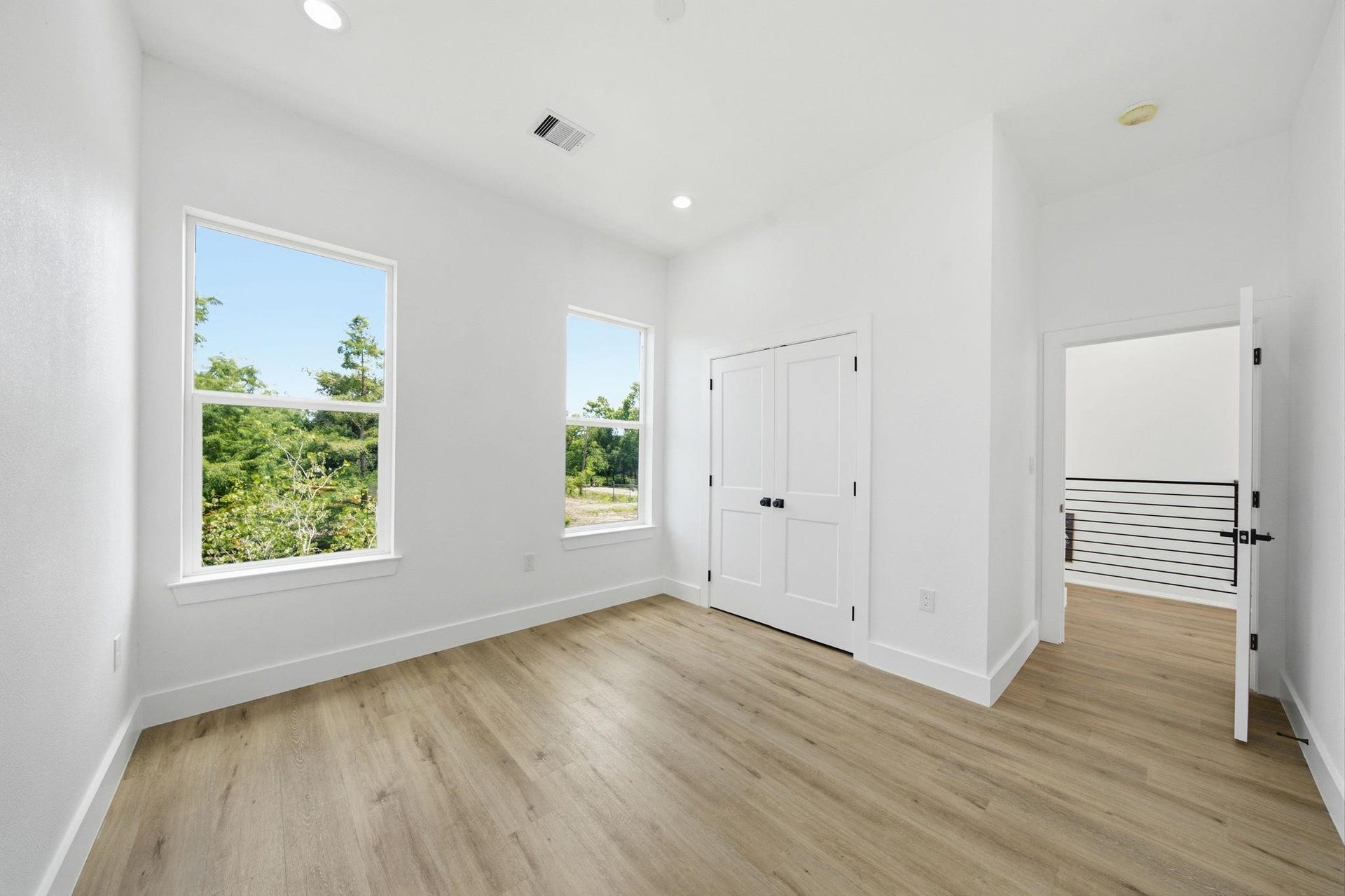 8908 Knoll Leaf Drive, Houston, TX 77080